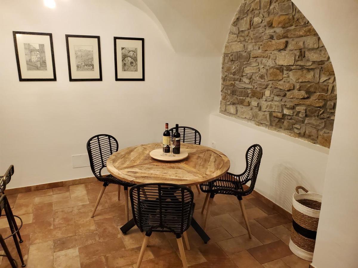 Ferienhaus Casa Canadesi Costarainera