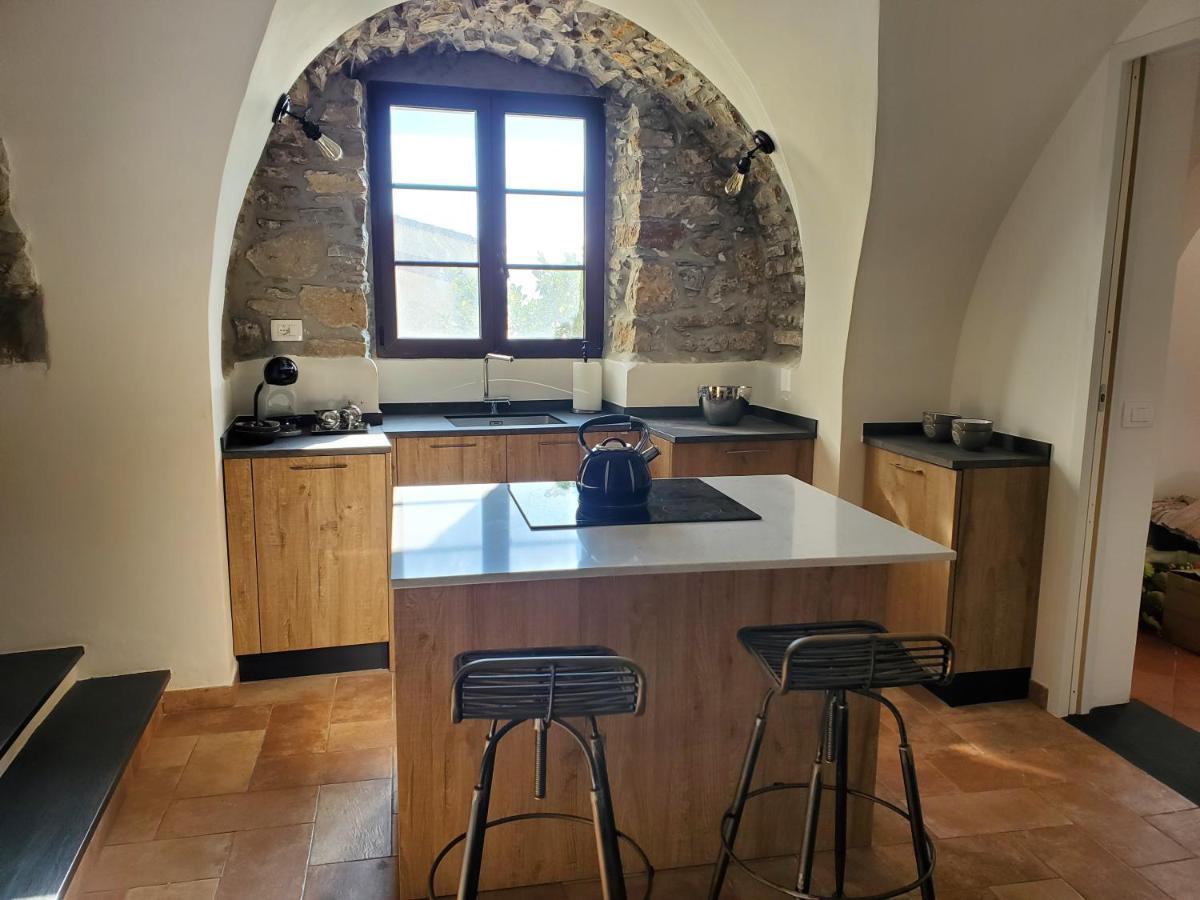 Casa Canadesi Costarainera