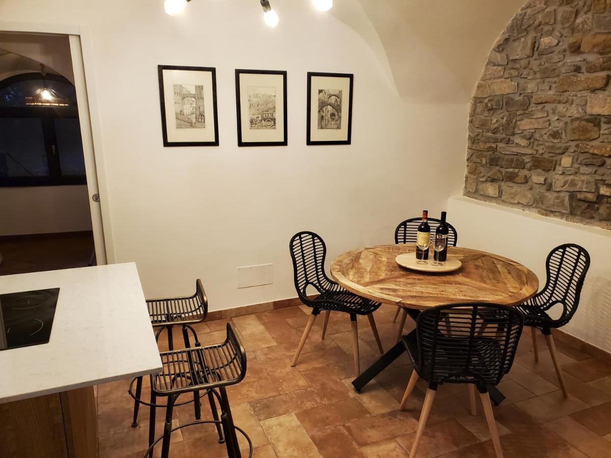 Ferienhaus Casa Canadesi Costarainera